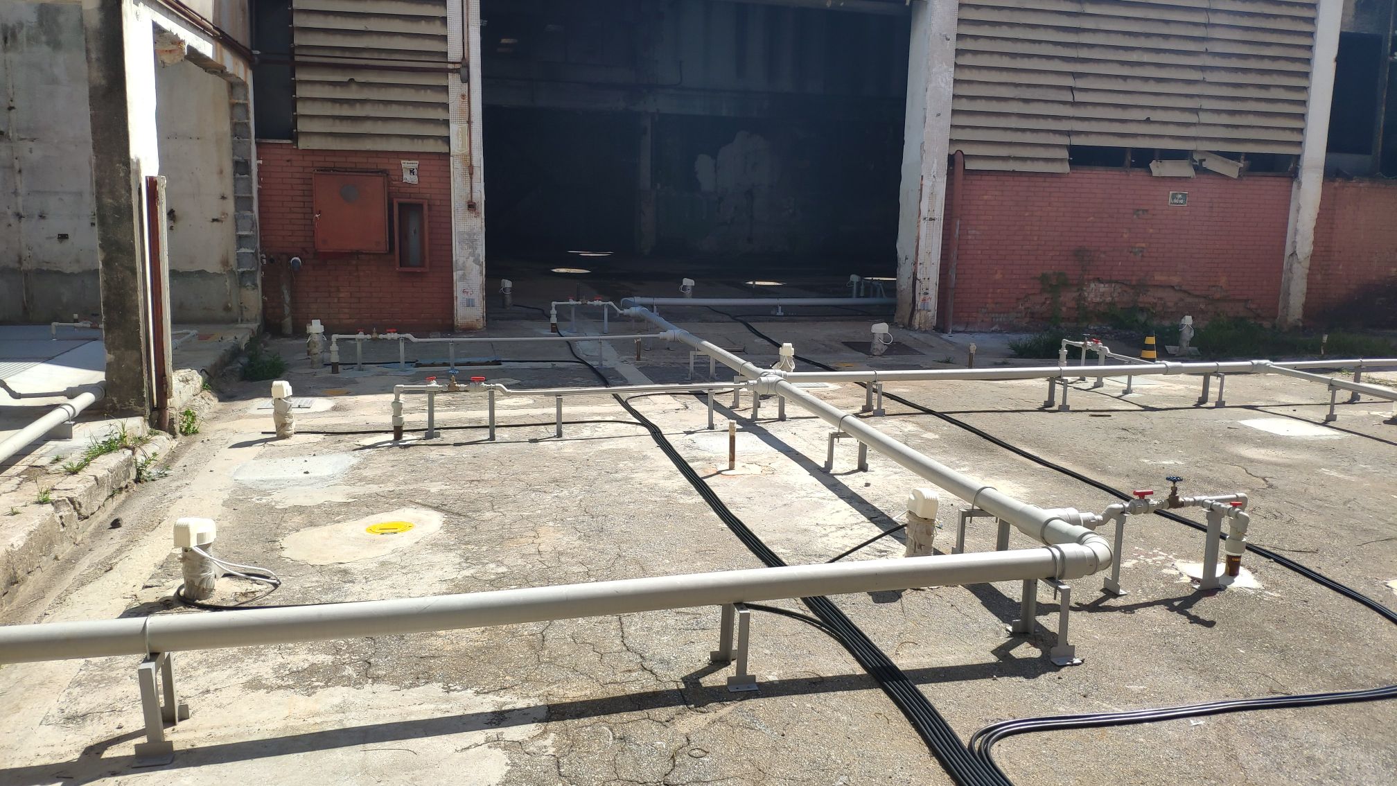 Intervenção de remediação ambiental em outra planta industrial